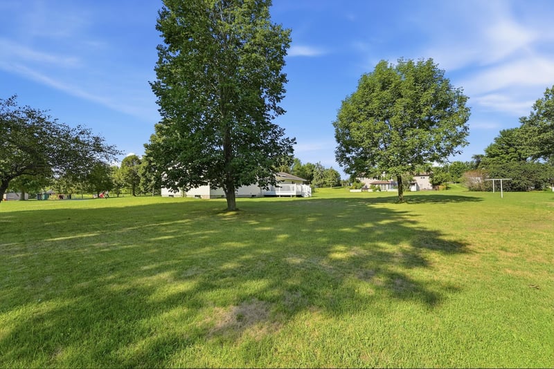 22 6th St S, Sauk Centre, MN 56378