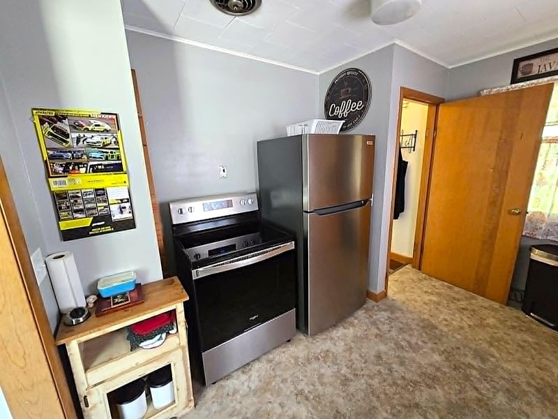 529 N Section Ave, Spring Valley, MN 55975