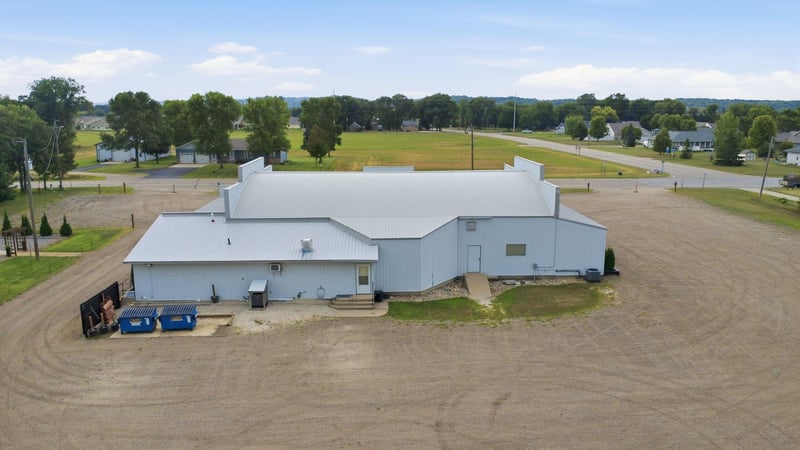 691 Main St W, Richmond, MN 56368