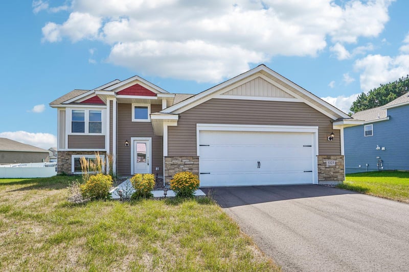 5323 397th St, North Branch, MN 55056