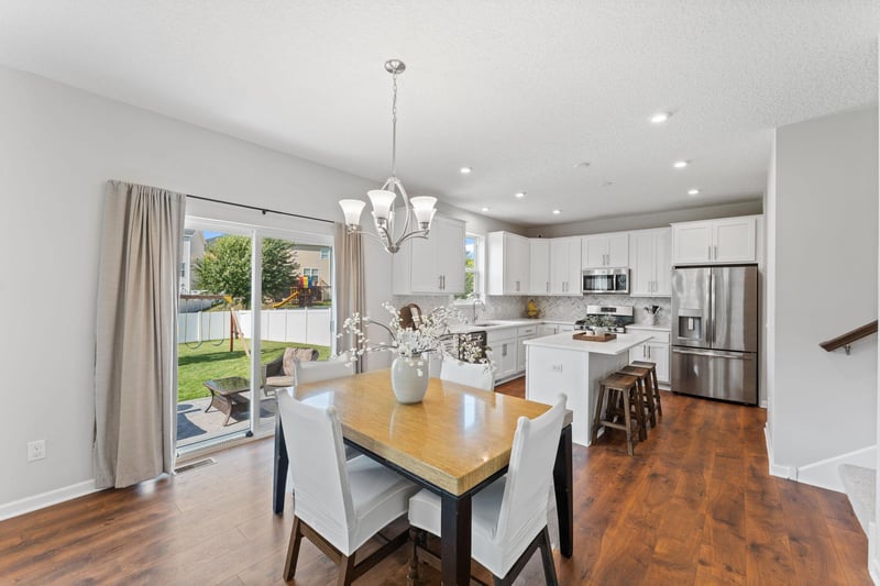 18135 Gladstone Trl, Lakeville, MN 55044
