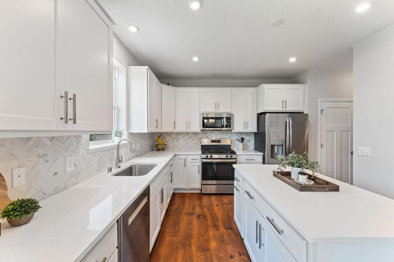 18135 Gladstone Trl, Lakeville, MN 55044