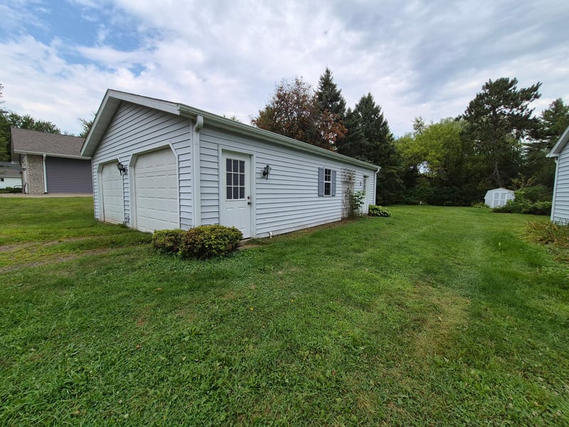 177 2nd Ave, Clear Lake, WI 54005