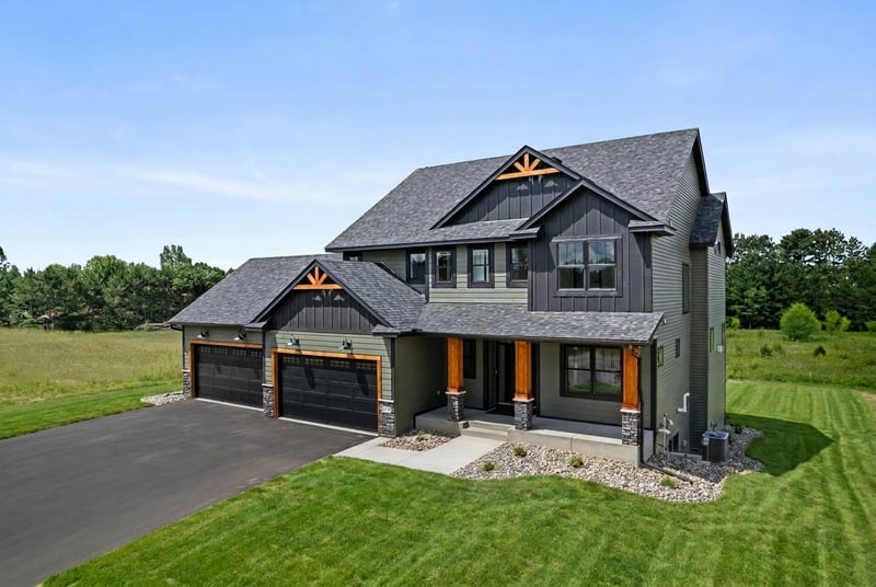 22289 Xenia St NW, Oak Grove, MN 55011