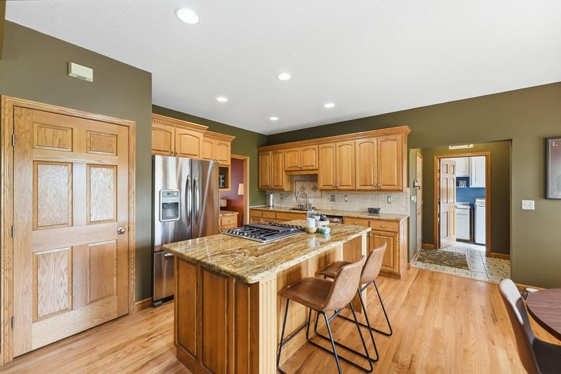 1822 S 30th St, Saint Cloud, MN 56301