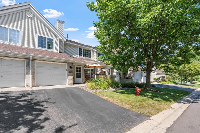 15309 Greenhaven Ln #109, Burnsville, MN 55306