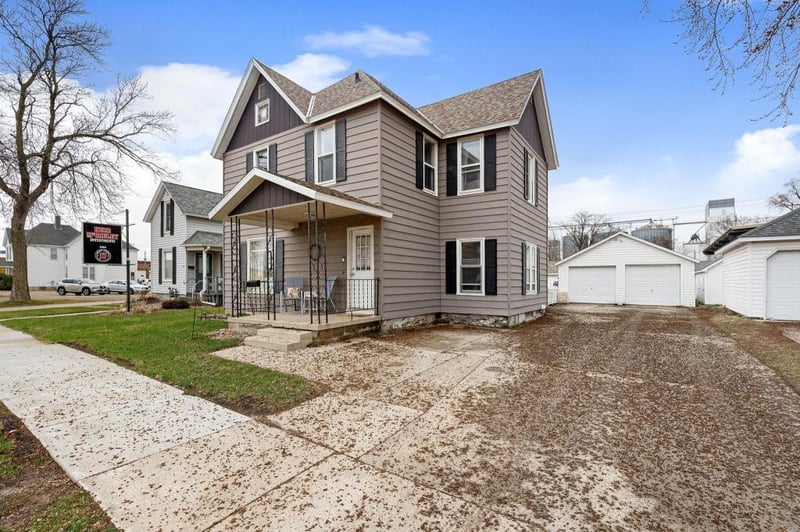 144 E Rose St, Owatonna, MN 55060