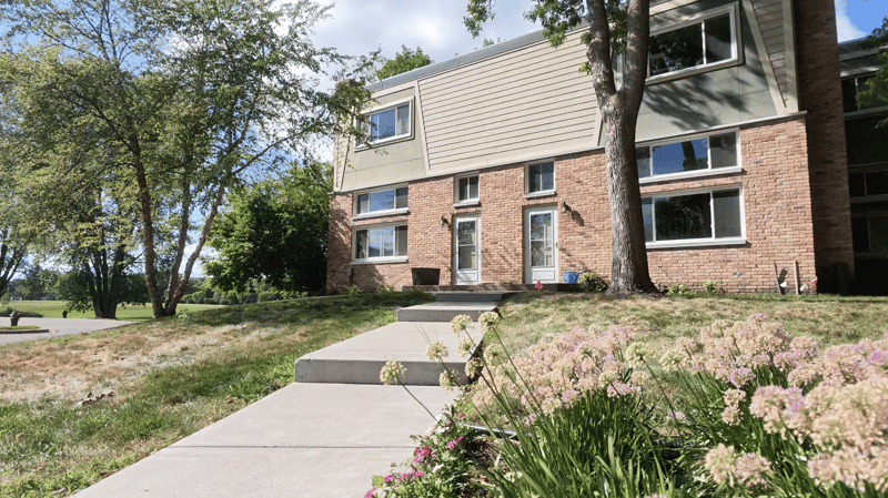 7451 W Franklin Ave, Saint Louis Park, MN 55426
