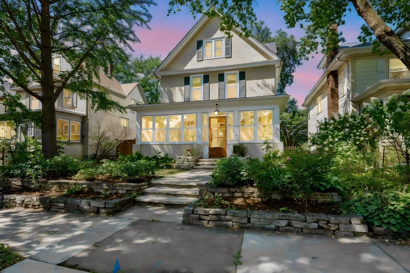 3220 Humboldt Ave S, Minneapolis, MN 55408
