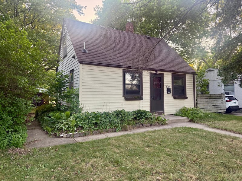 1017 10th Ave NE, Brainerd, MN 56401