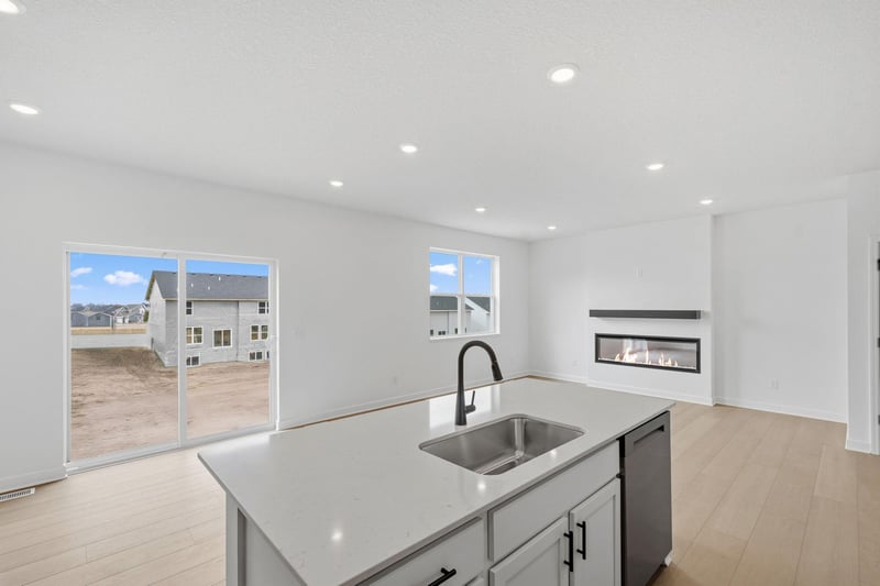 22361 Isla Way, Rogers, MN 55374
