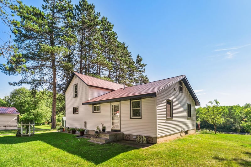5758 Colin Rd, Culver, MN 55779