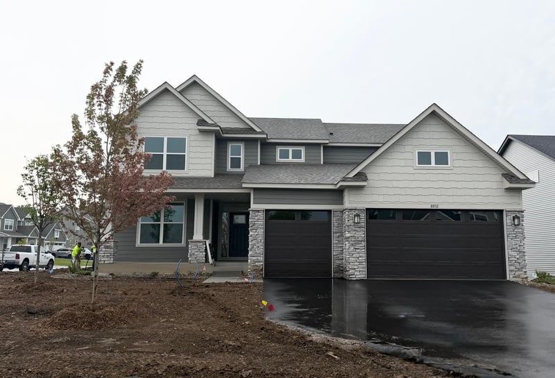 8852 Binder Way, Woodbury, MN 55129