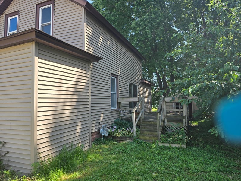 706 E 3rd St, Fairmont, MN 56031