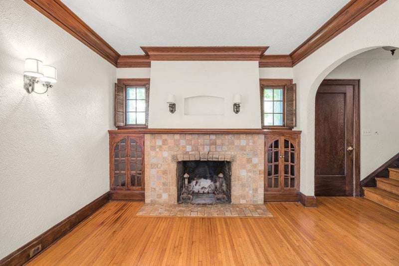 2657 Zenith Ave N, Robbinsdale, MN 55422