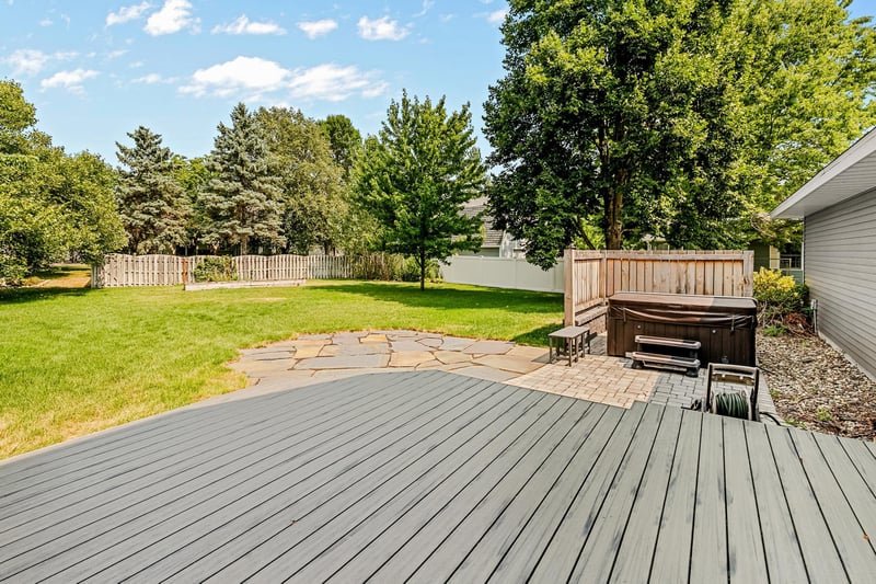2509 Colony Dr, Saint Cloud, MN 56303