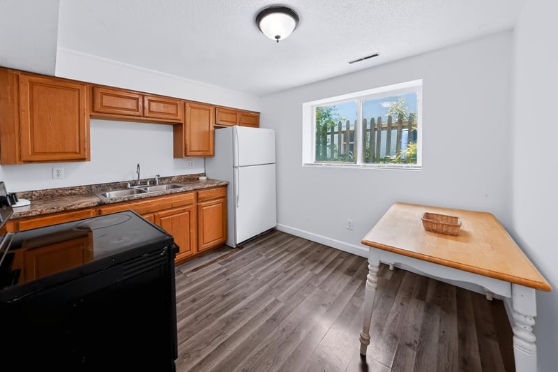 318 Baker St E, Saint Paul, MN 55107