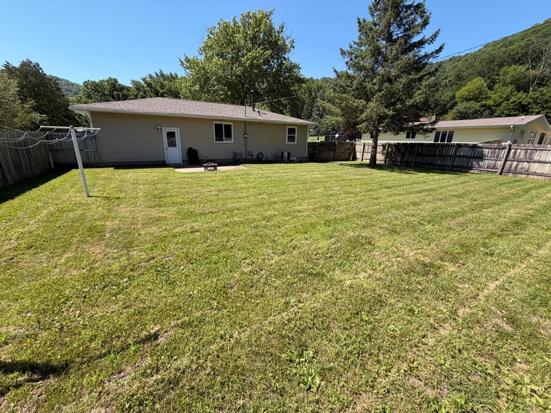 173 Sunrise Dr, Minnesota City, MN 55959