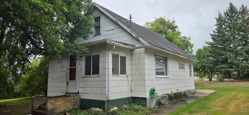 119 Red Lake Ave SW, Bagley, MN 56621