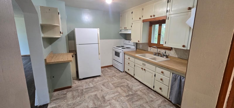 119 Red Lake Ave SW, Bagley, MN 56621