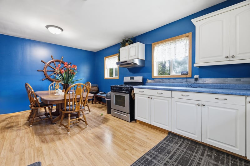 34810 Old Homer Rd, Winona, MN 55987