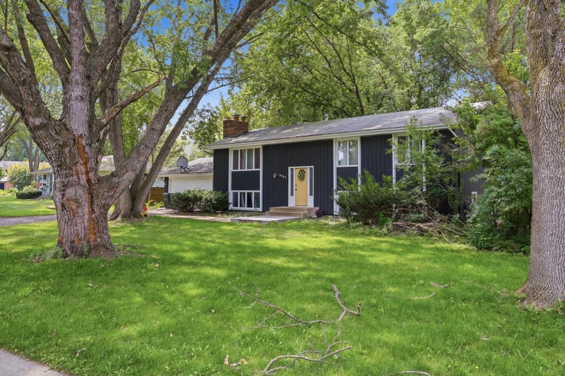 10048 Upton Rd, Bloomington, MN 55431