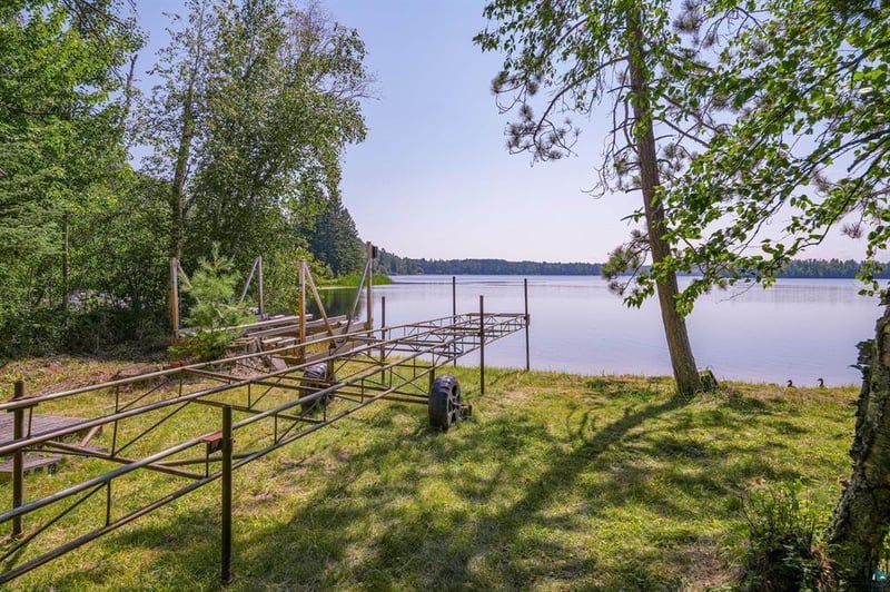 7821 Lake Leander Rd, Britt, MN 55710