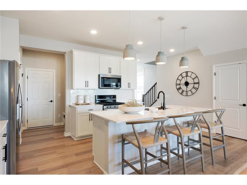 14936 Avondale Vw, Rosemount, MN 55068
