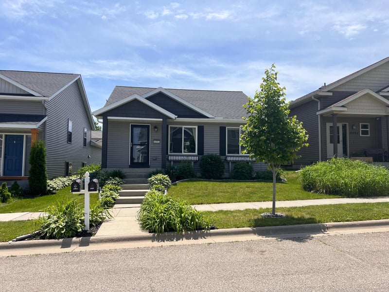 6084 Sandstone Street Nw, Rochester, MN 55901