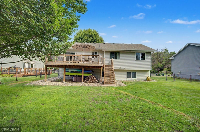 748 101st Ln NE, Blaine, MN 55434
