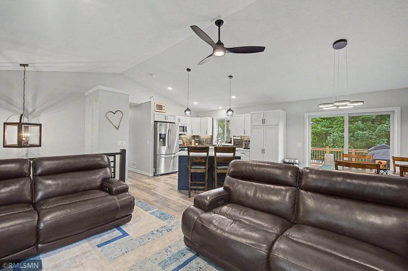 748 101st Ln NE, Blaine, MN 55434