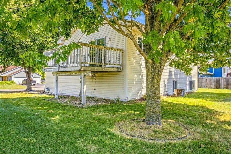 580 W 11th St, Rush City, MN 55069