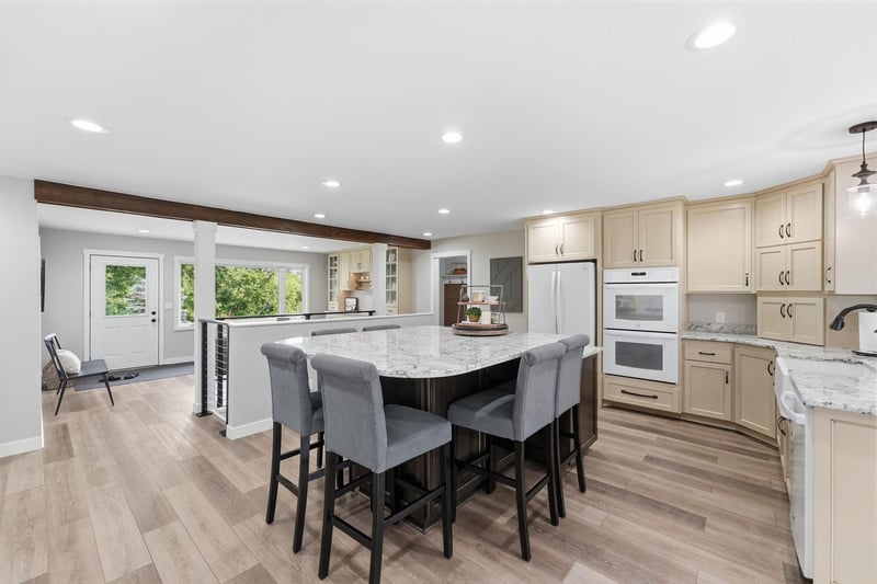26280 115th St NE, Belgrade, MN 56312