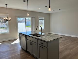 3405 Douglas Dr N, Crystal, MN 55422