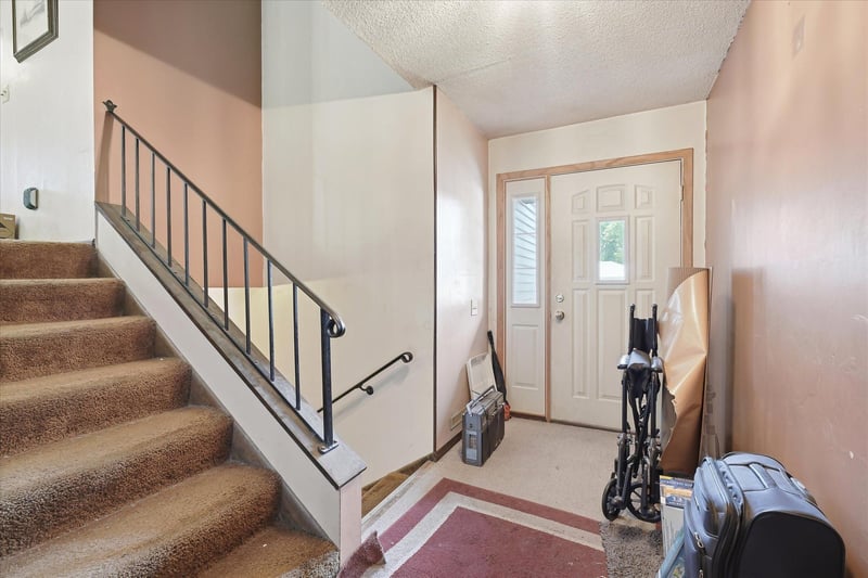 6515 Fridley St NE, Fridley, MN 55432