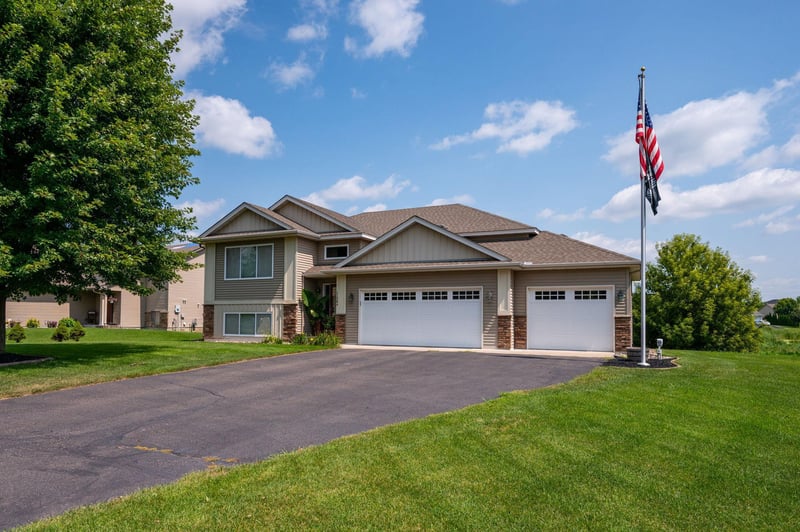 11384 71st St NE, Otsego, MN 55301