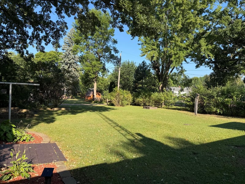 604 3rd St SW, Little Falls, MN 56345