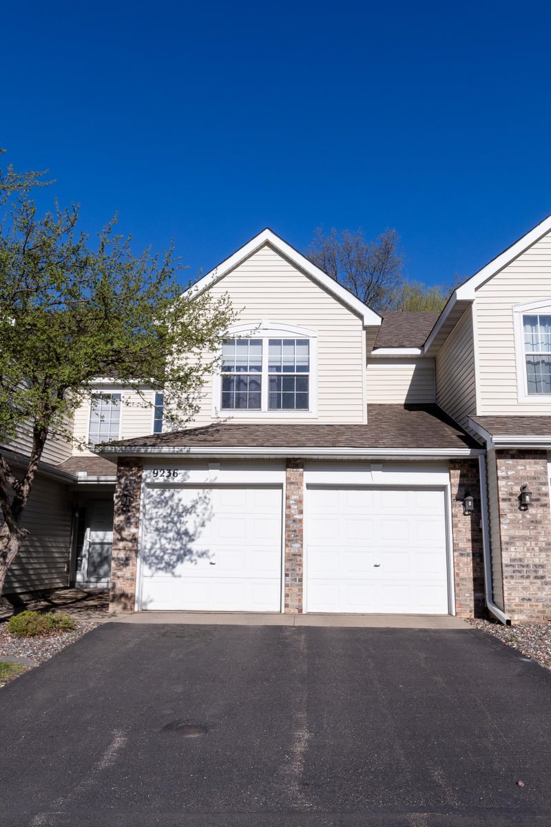 9236 Merrimac Ln N, Maple Grove, MN 55311
