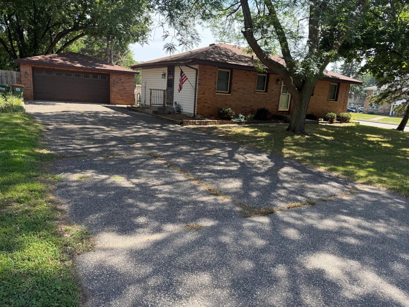 5520 Saint Stephens St, Mounds View, MN 55112