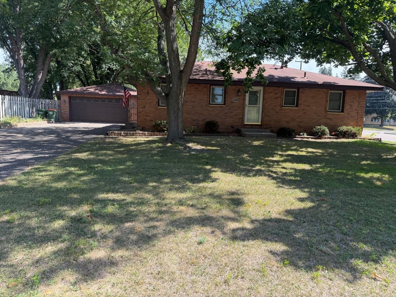 5520 Saint Stephens St, Mounds View, MN 55112