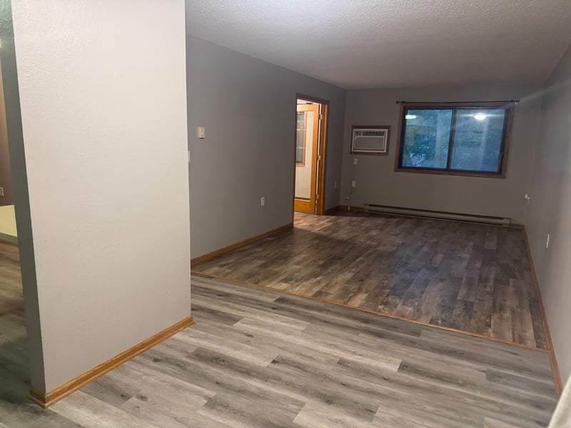 221 Grand Ave W #306, South Saint Paul, MN 55075