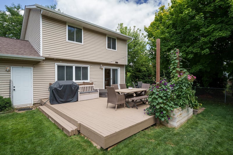 9067 75th St S, Cottage Grove, MN 55016