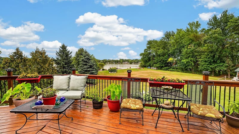 28531 Bay Shore Dr NW, Isanti, MN 55040