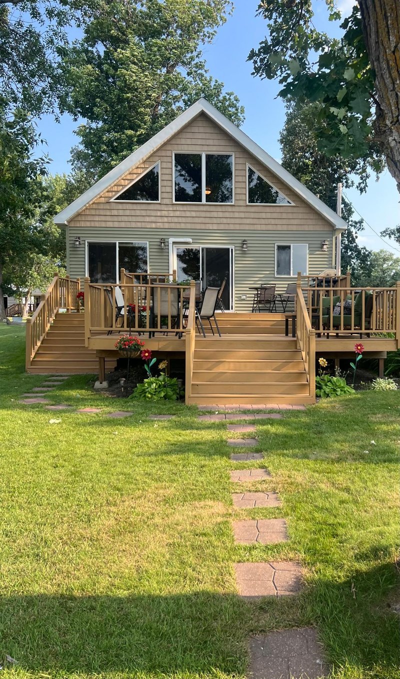 12090 Lake St SE, Mentor, MN 56736