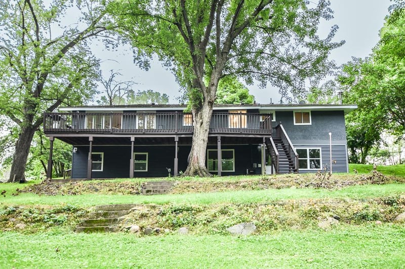 315 Rice Creek Ter NE, Fridley, MN 55432