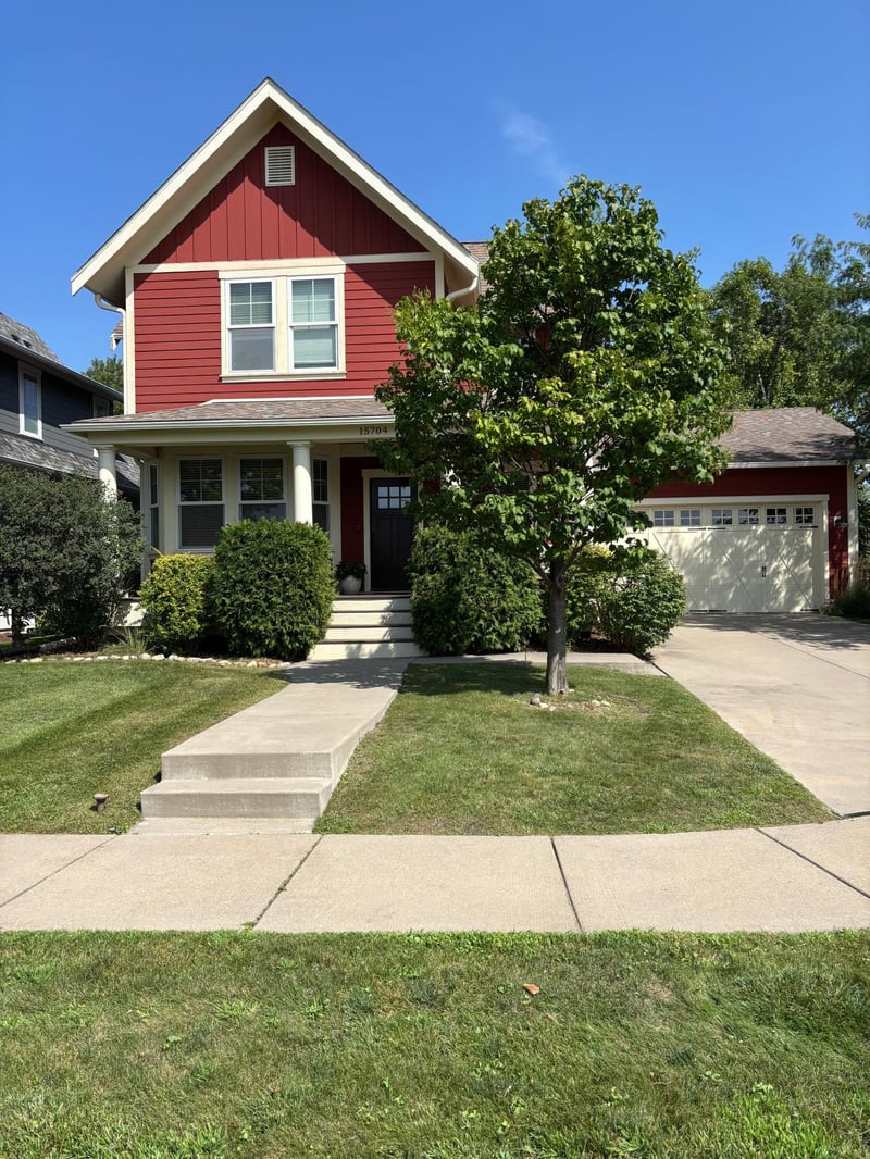 15704 Duck Pond Way, Apple Valley, MN 55124