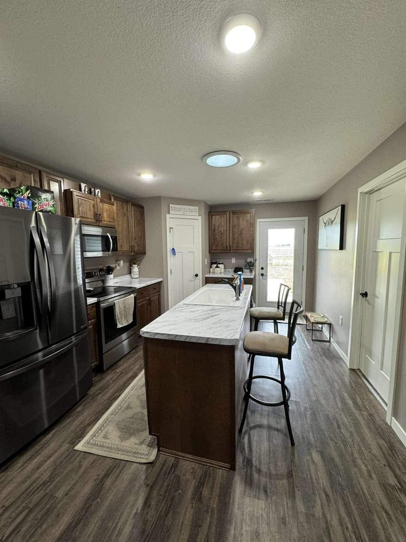 1943 Brownell St, Saint Charles, MN 55972