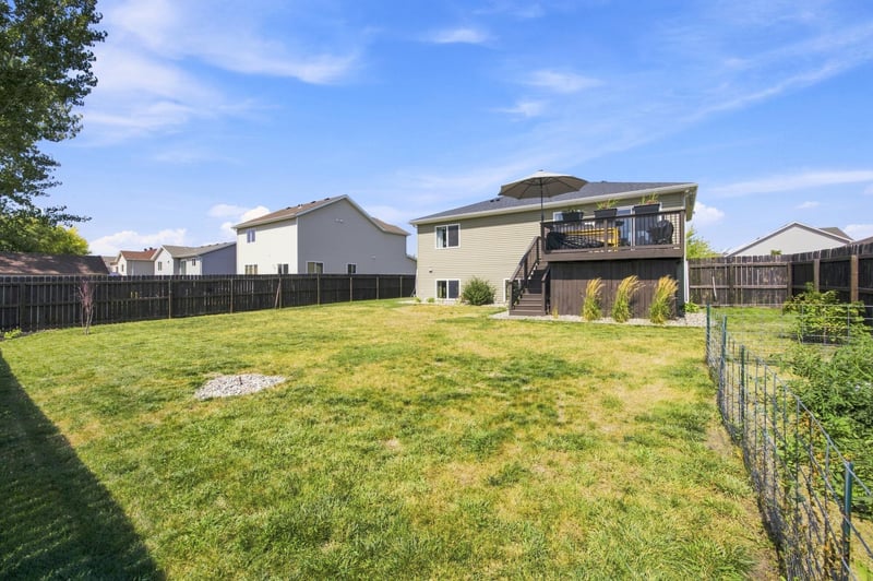 1829 43rd Ave S, Moorhead, MN 56560