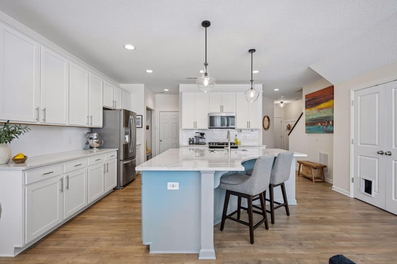 7152 Walnut Grove Ln N, Maple Grove, MN 55311