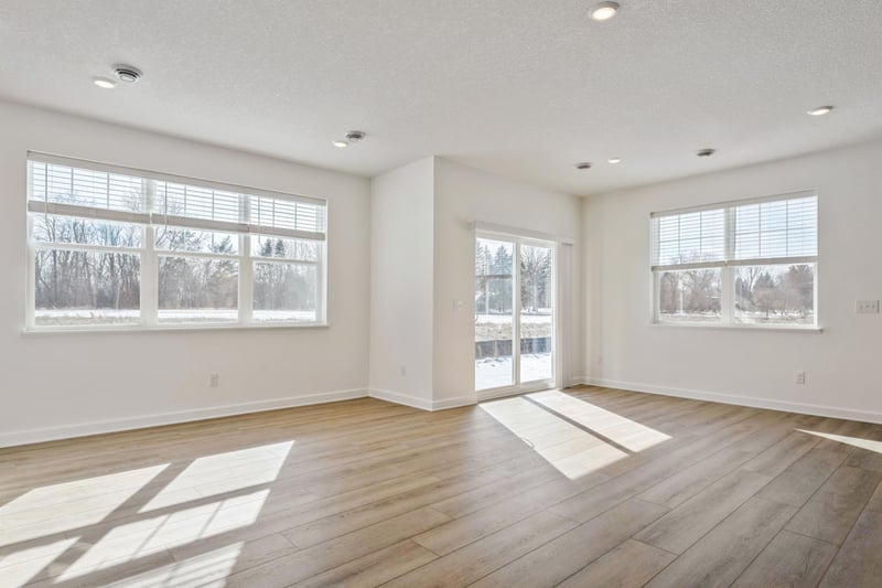 21745 Rose Dr, Farmington, MN 55024